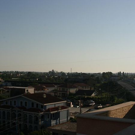 Hotel Siklad Lezhë المظهر الخارجي الصورة