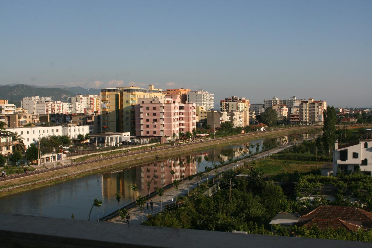 Hotel Siklad Lezhë المظهر الخارجي الصورة