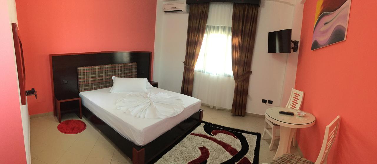 Hotel Siklad Lezhë المظهر الخارجي الصورة